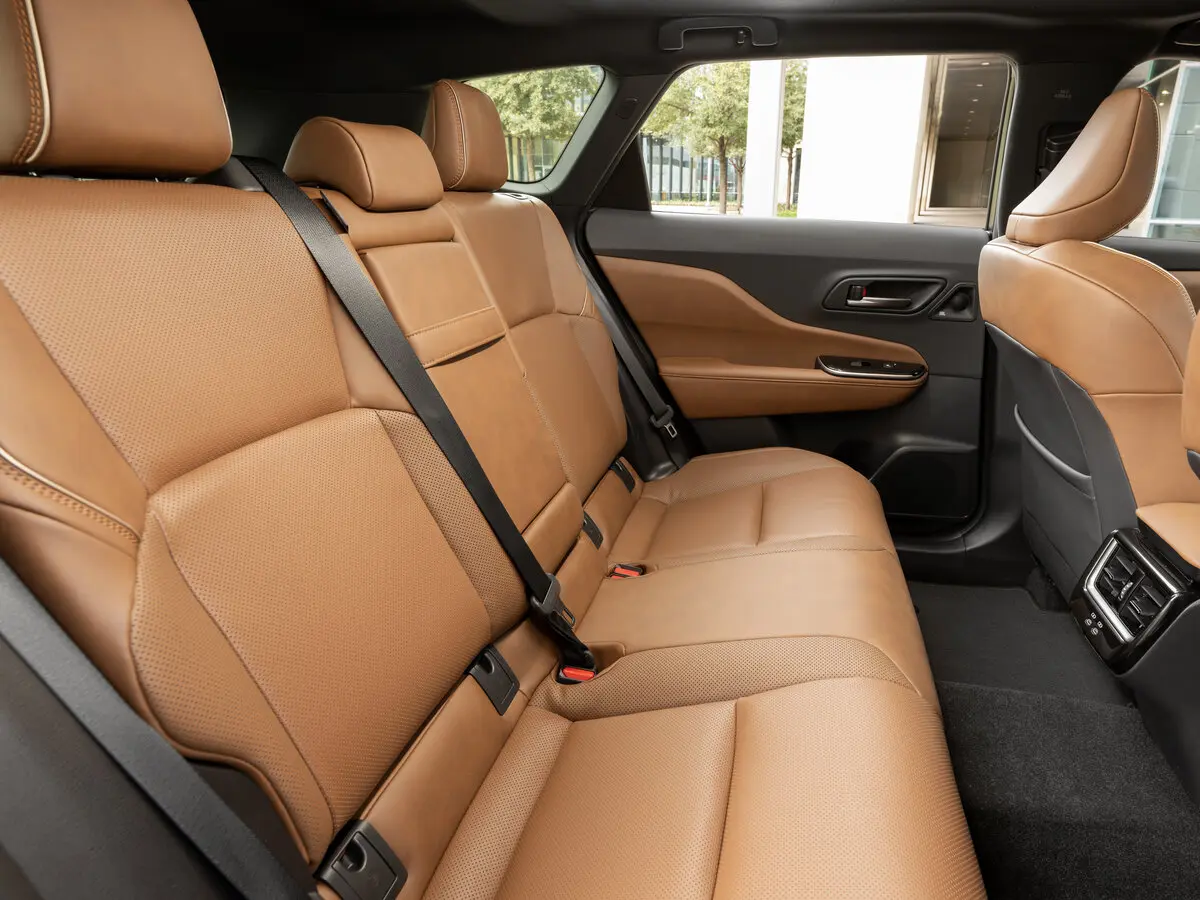 Toyota Crown XVI (S230) Внедорожник 5 дв. Estate/Signia — сүрөт 11