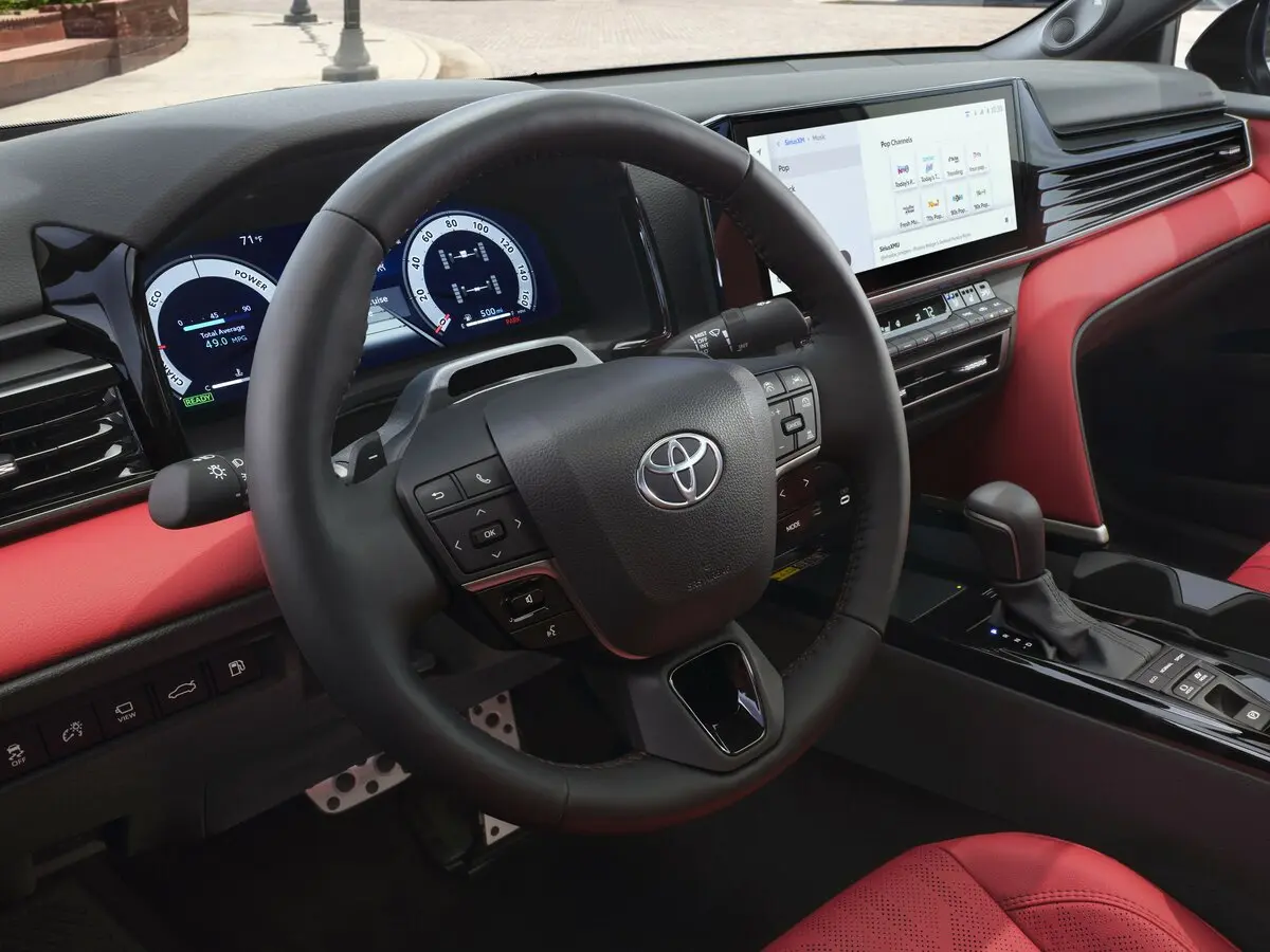 Toyota Camry IX (XV80) Седан — сүрөт 9