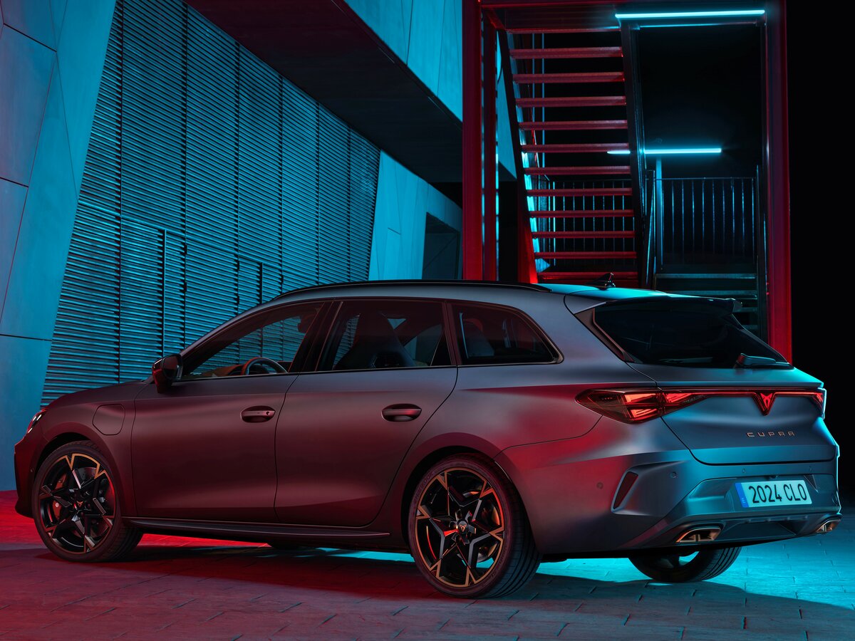 Cupra Leon I Рестайлинг Универсал 5 дв. Sportstourer — фото 3