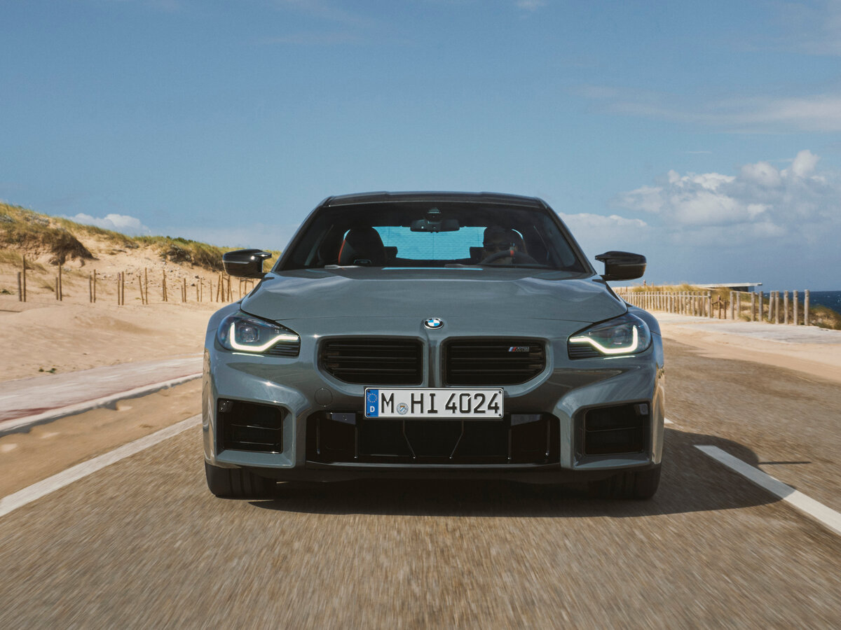 BMW M2 G87 Рестайлинг Купе — фото 3