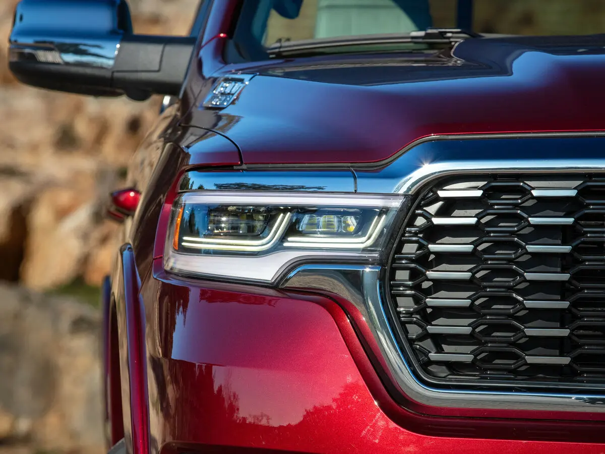 Ram 1500 V Рестайлинг Пикап Двойная кабина Crew Cab — сүрөт 12