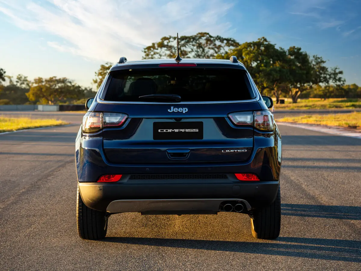 Jeep Compass II Рестайлинг Внедорожник 5 дв. — сүрөт 3