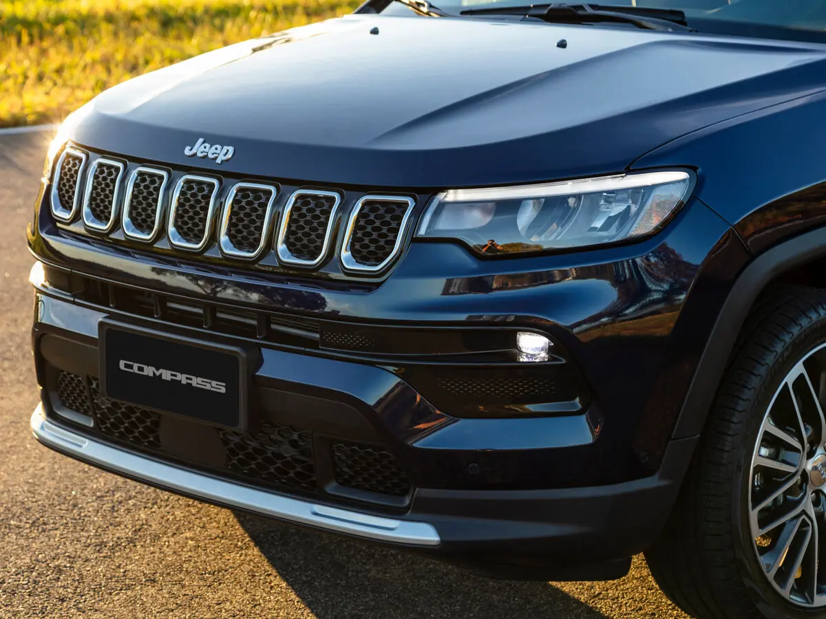 Jeep Compass II Рестайлинг Внедорожник 5 дв. — сүрөт 9