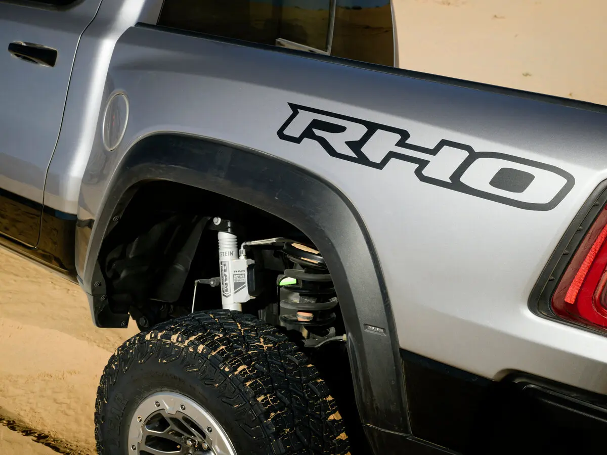 Ram 1500 V Рестайлинг Пикап Двойная кабина RHO — сүрөт 12