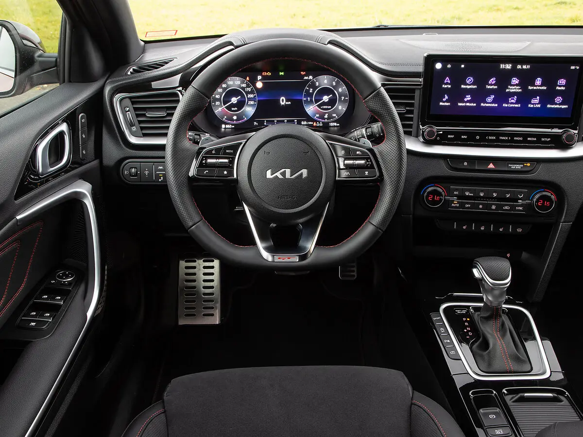 Kia Proceed I Рестайлинг Универсал 5 дв. — photo 9