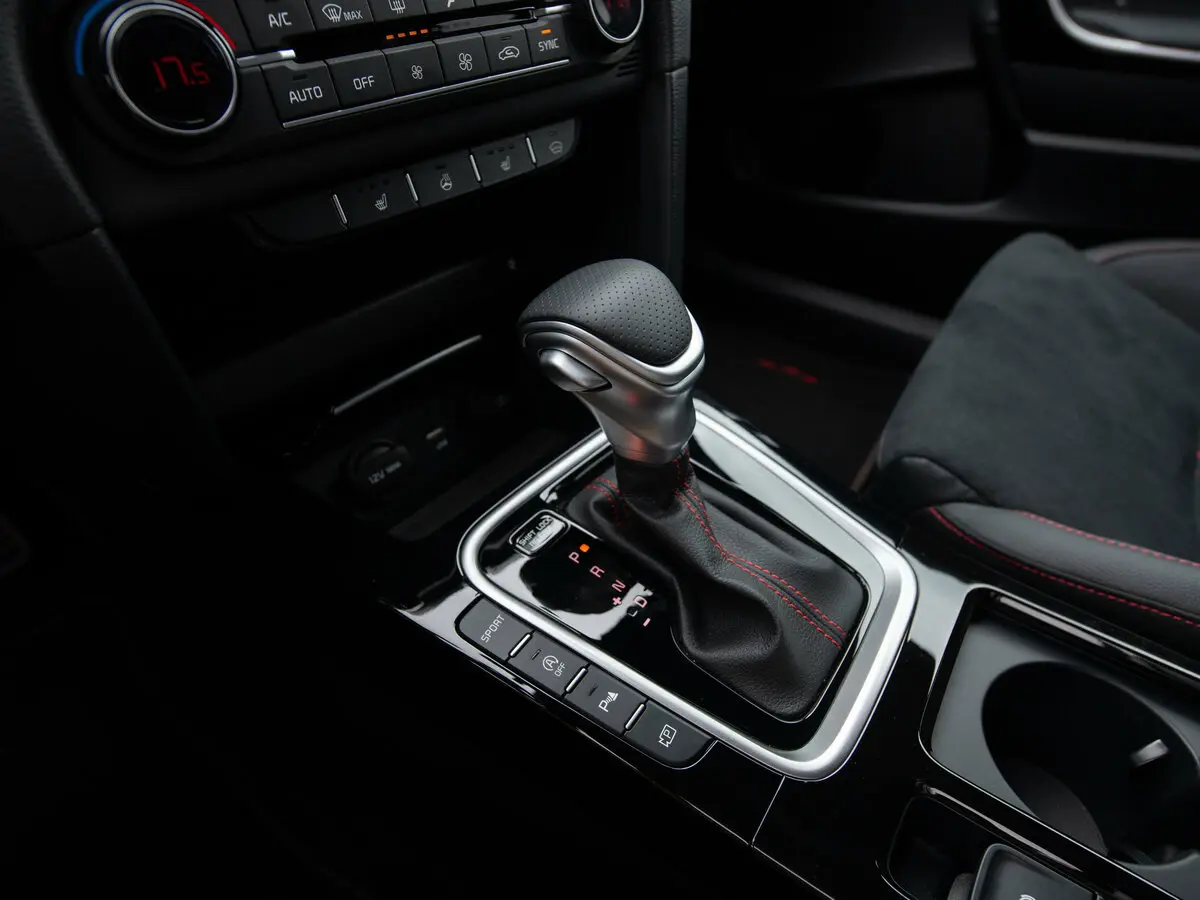 Kia Proceed I Рестайлинг Универсал 5 дв. — photo 11
