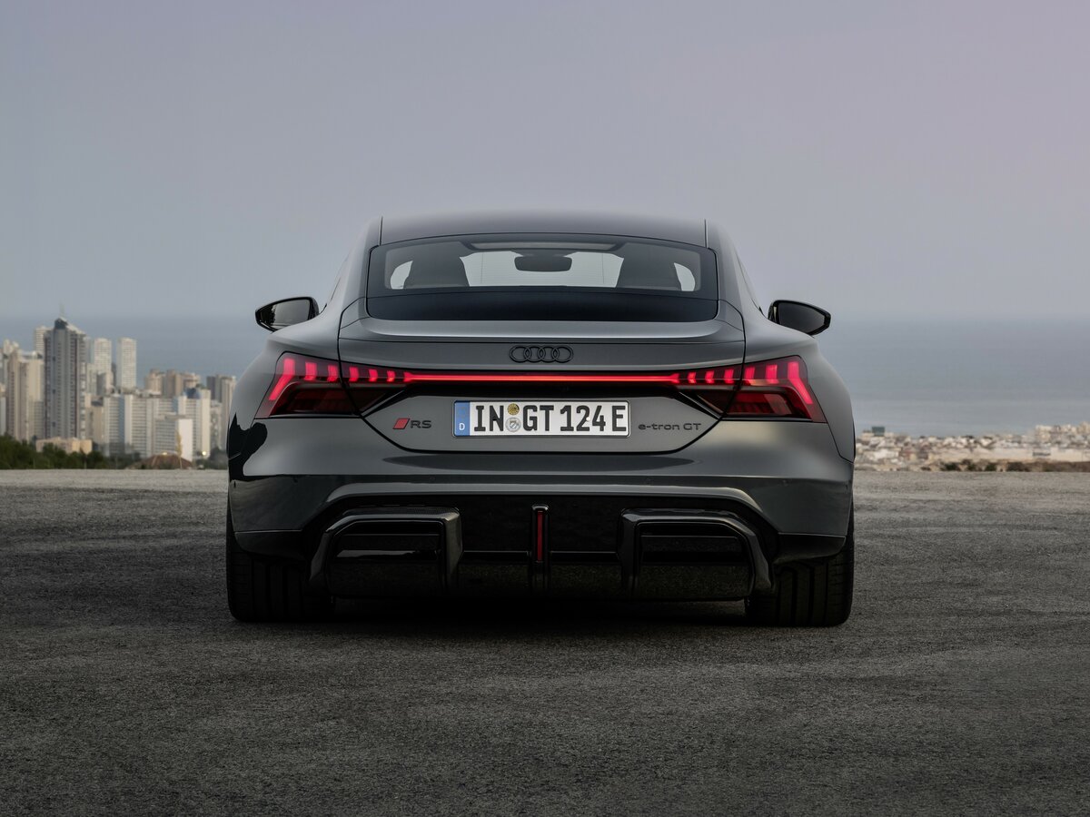 Audi RS e-tron GT I Рестайлинг Седан — фото 4