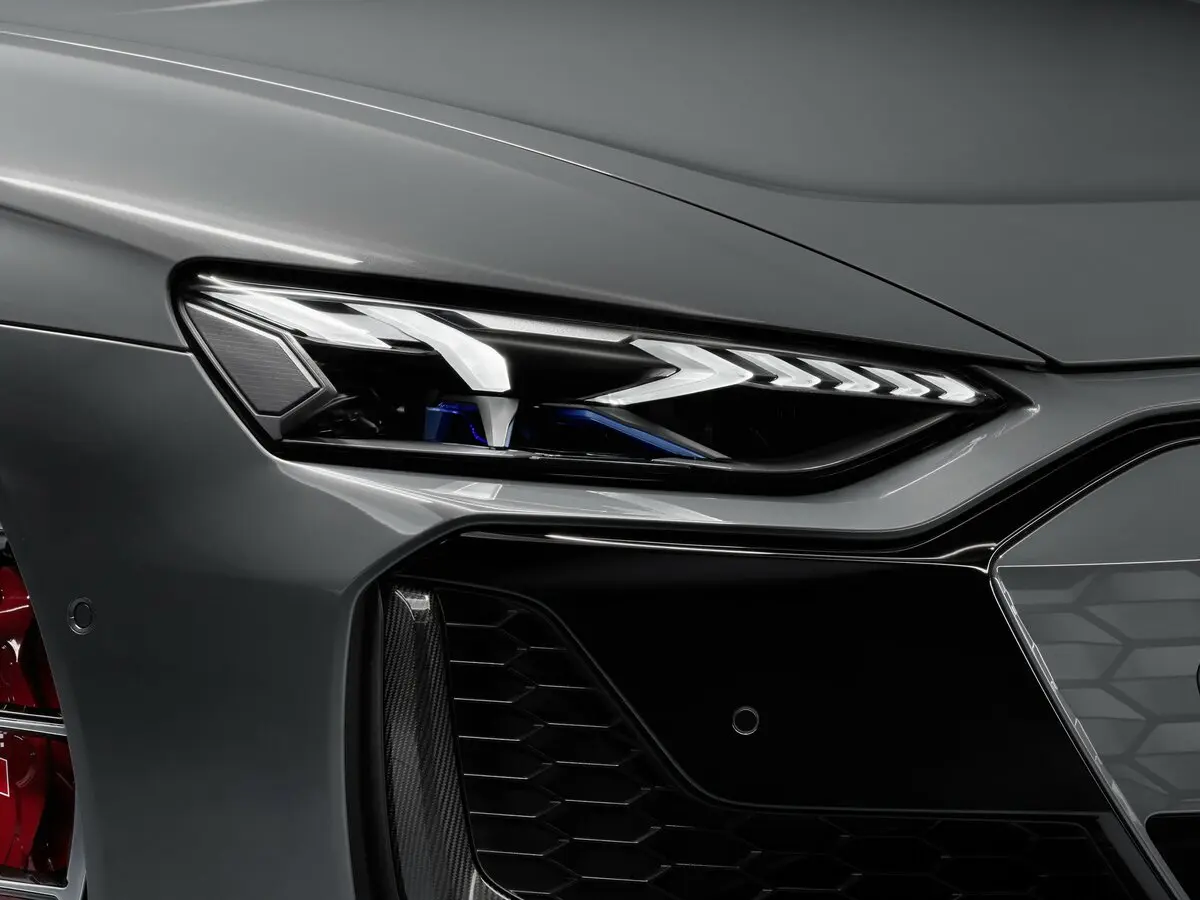 Audi RS e-tron GT I Рестайлинг Седан — сүрөт 10