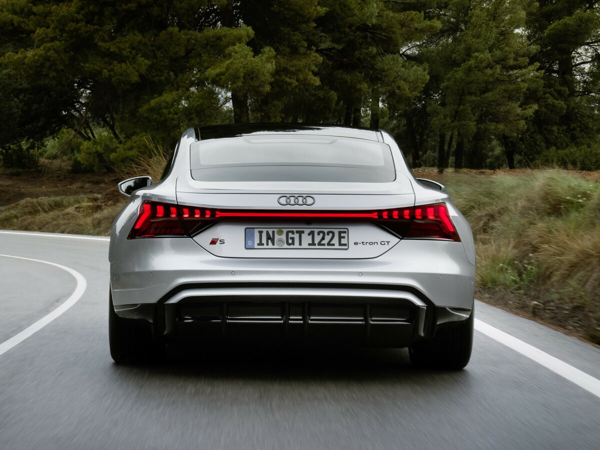 Audi S e-tron GT 2024 – н.в. Седан — фото 4