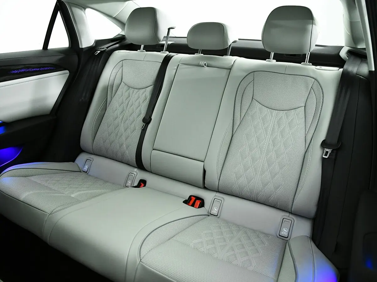 Volkswagen Magotan B9 Седан — photo 11