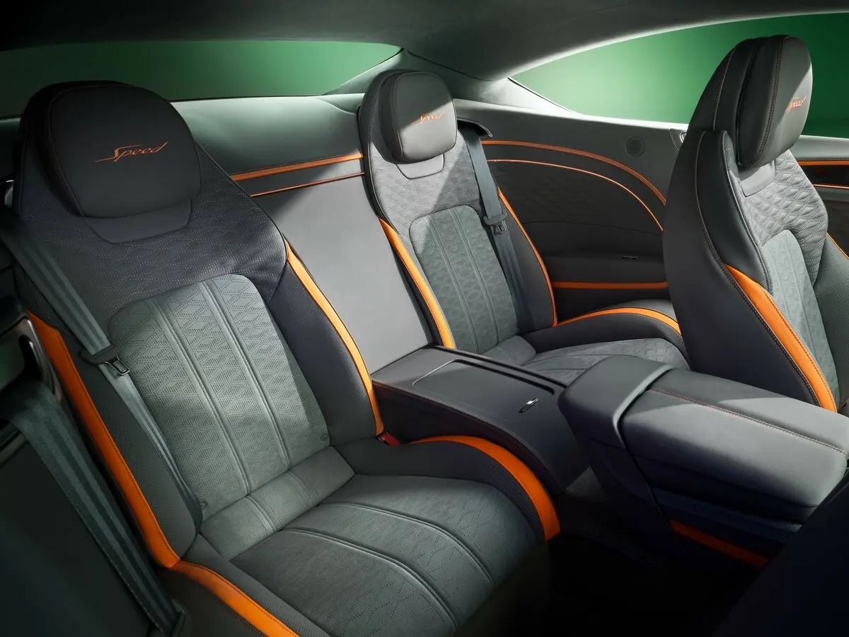Bentley Continental GT IV Купе — 照片 5