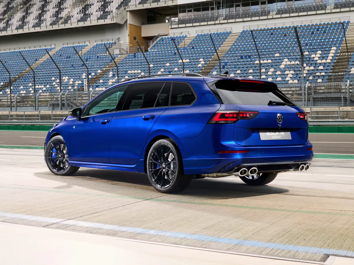 Volkswagen Golf R VIII Рестайлинг Универсал 5 дв. — сүрөт 4