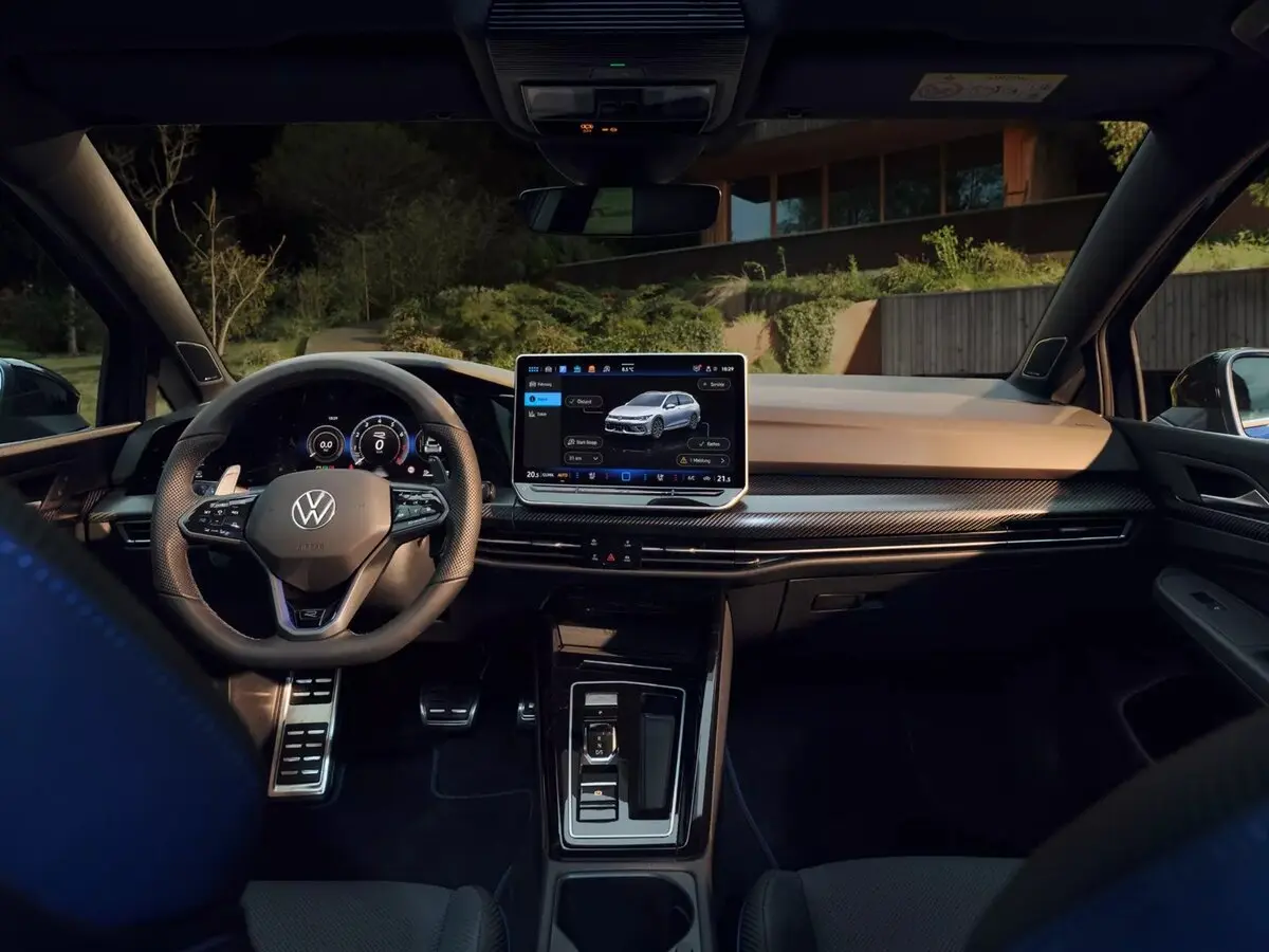 Volkswagen Golf R VIII Рестайлинг Универсал 5 дв. — сүрөт 5
