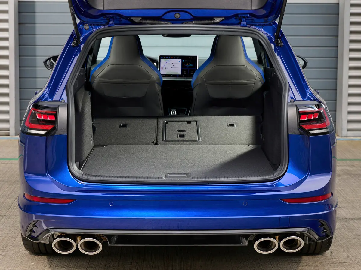 Volkswagen Golf R VIII Рестайлинг Универсал 5 дв. — сүрөт 9