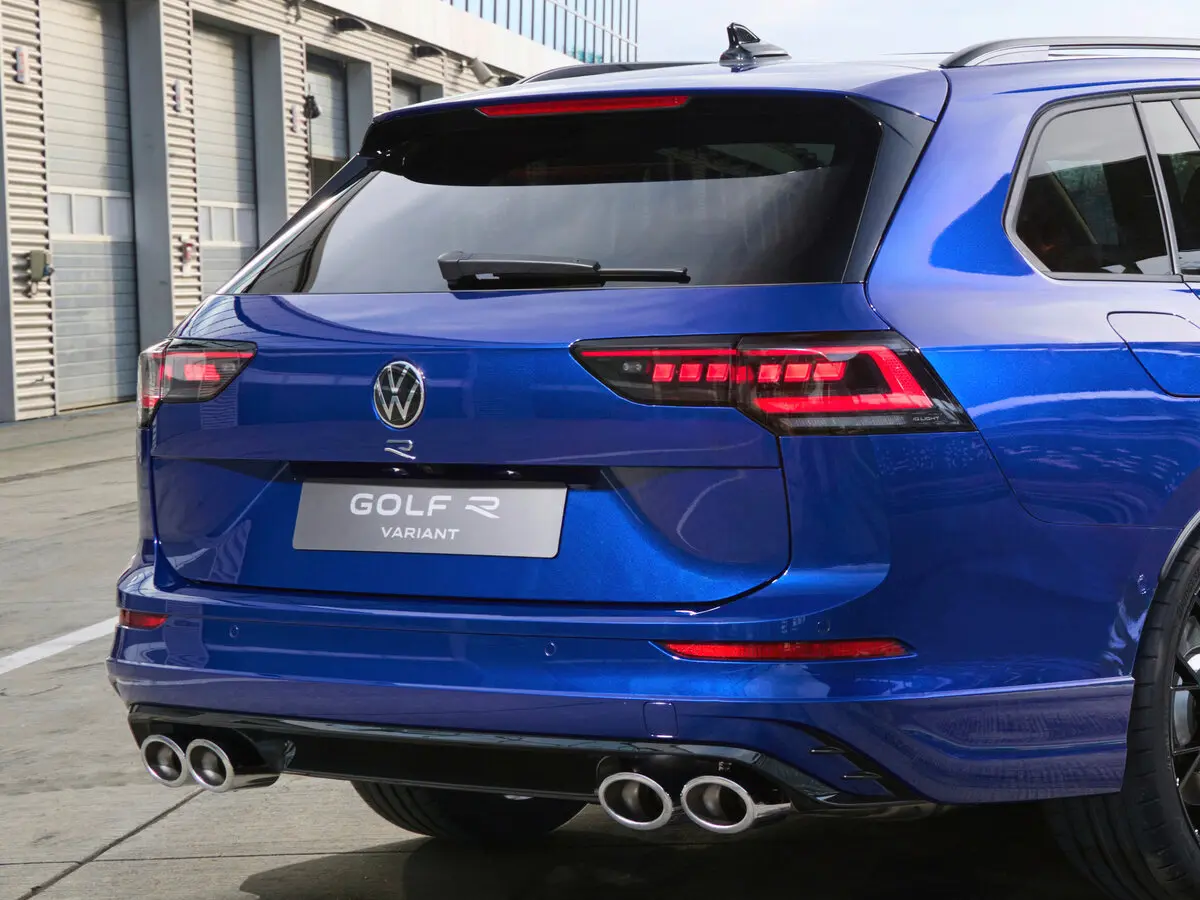 Volkswagen Golf R VIII Рестайлинг Универсал 5 дв. — сүрөт 11