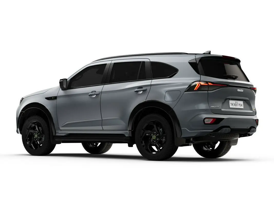 Isuzu MU-X II Рестайлинг Внедорожник 5 дв. — photo 3