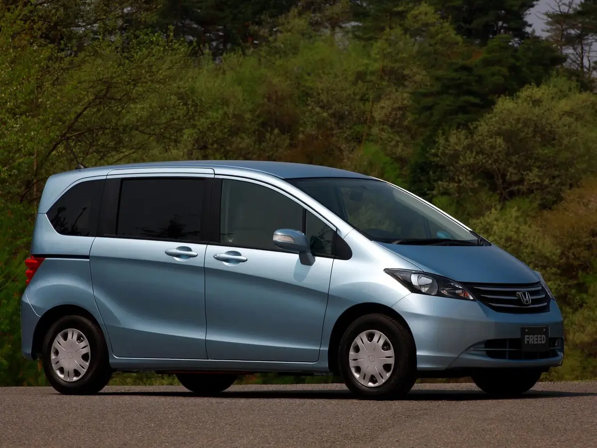 Honda Freed I Рестайлинг Компактвэн — сүрөт 2