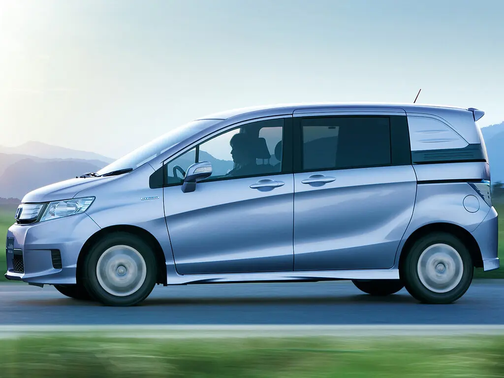 Honda Freed I Рестайлинг Компактвэн Spike — сүрөт 2