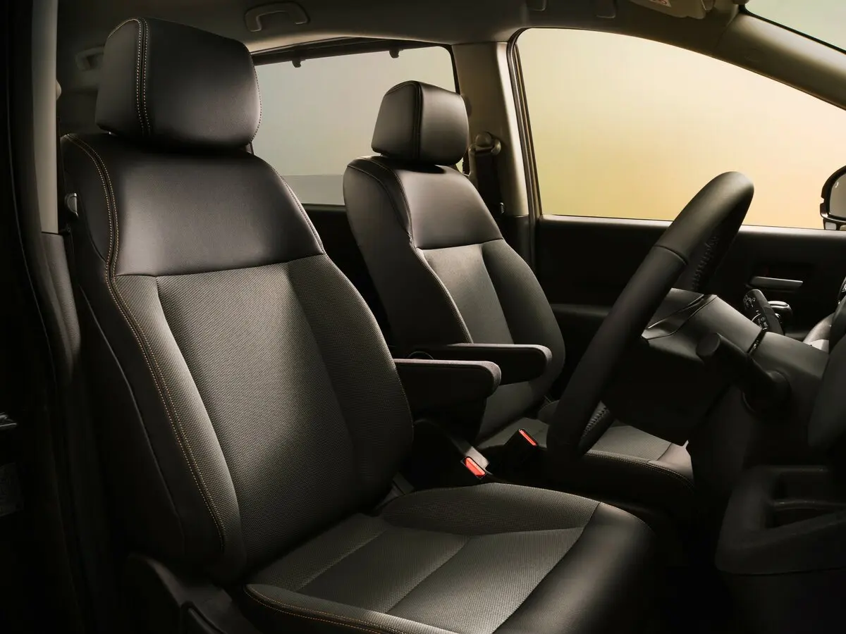 Honda Freed III Компактвэн Crosstar — сүрөт 6