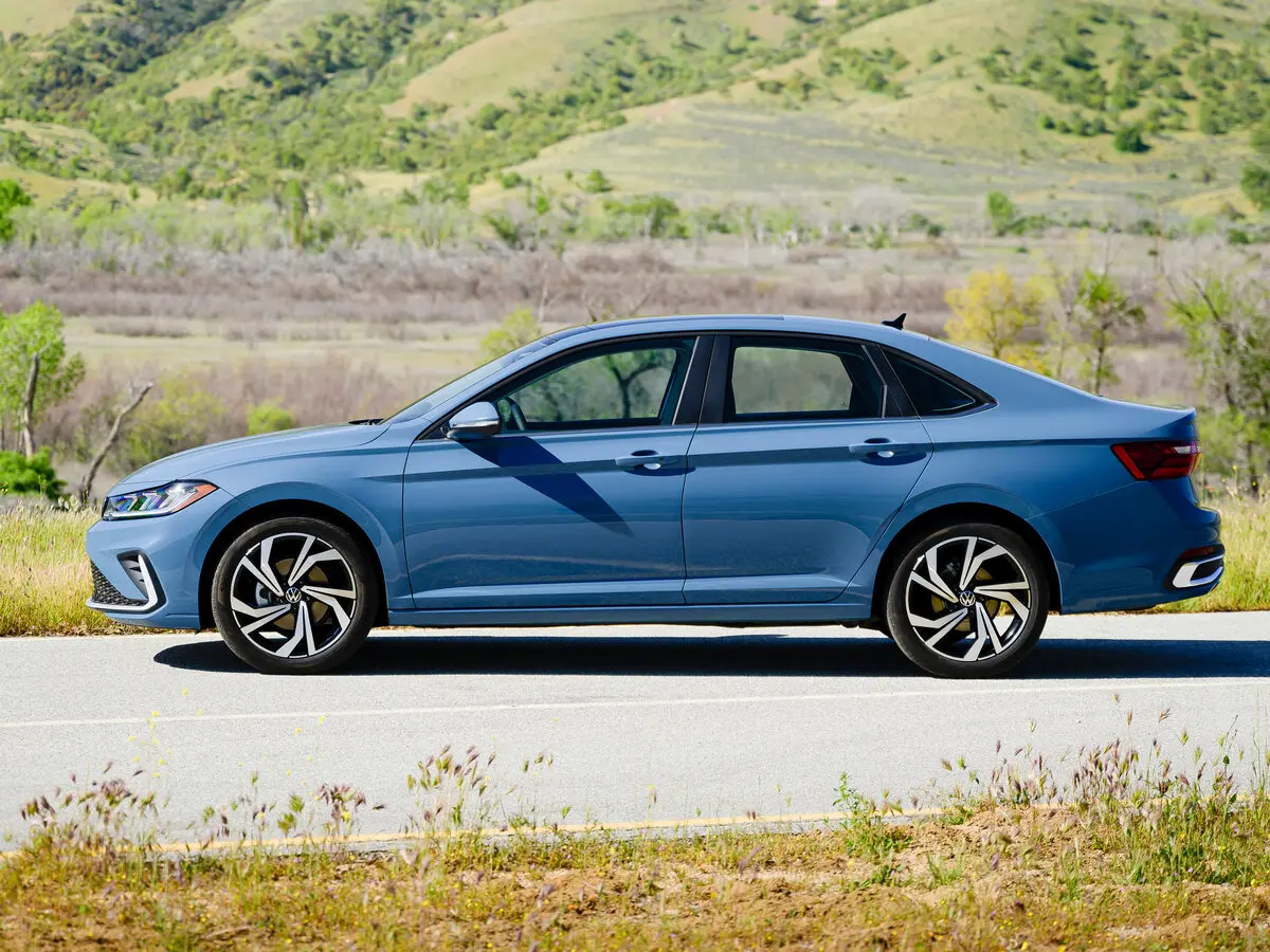 Volkswagen Jetta VII Рестайлинг 2 Седан — фото 2