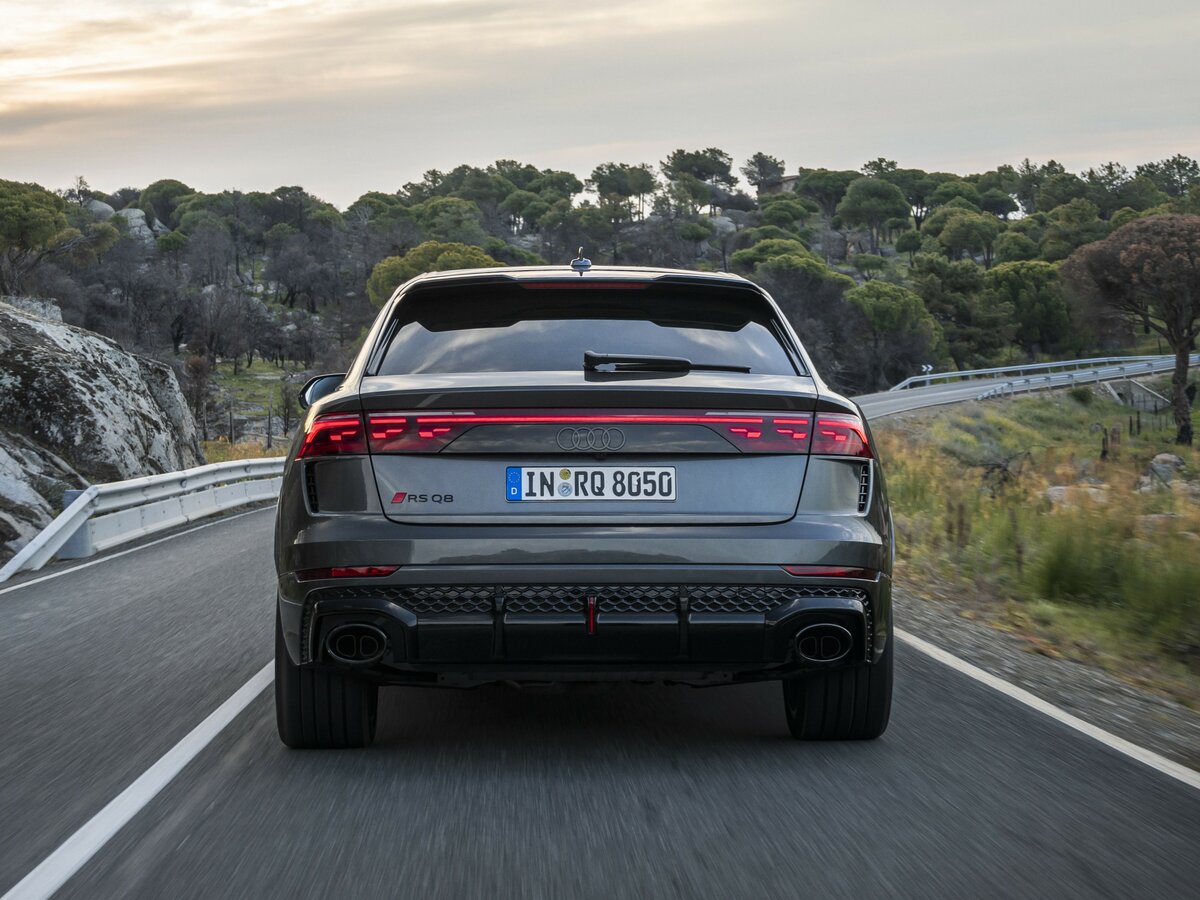 Audi RS Q8 I Рестайлинг Внедорожник 5 дв. — фото 4