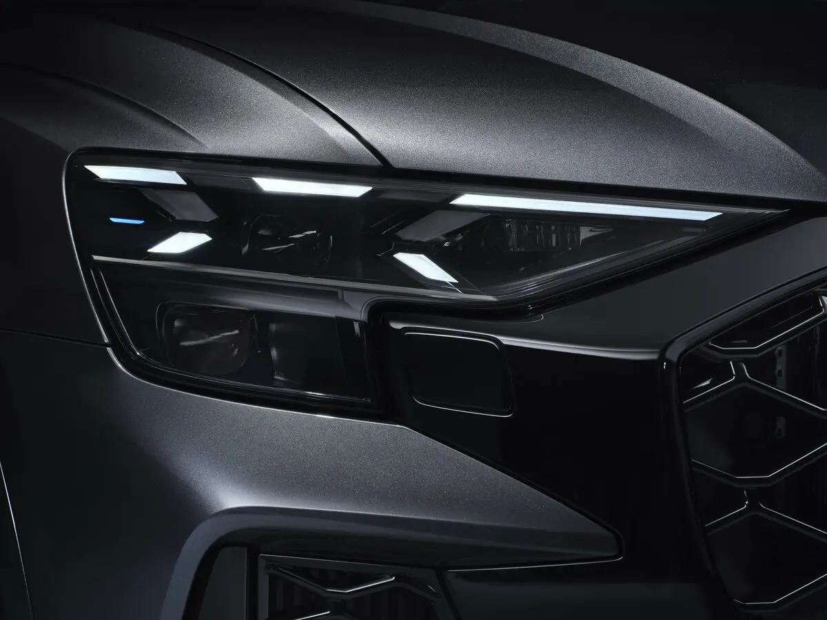 Audi RS Q8 I Рестайлинг Внедорожник 5 дв. — сүрөт 9