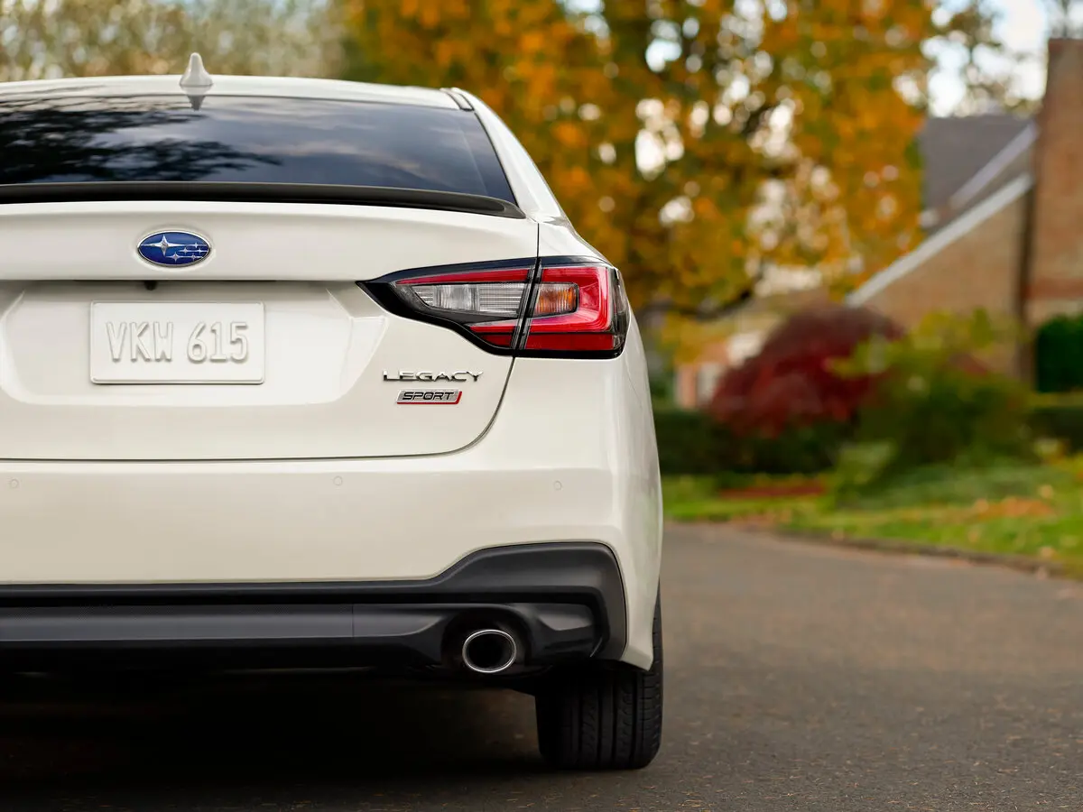 Subaru Legacy VII Рестайлинг Седан — фото 7