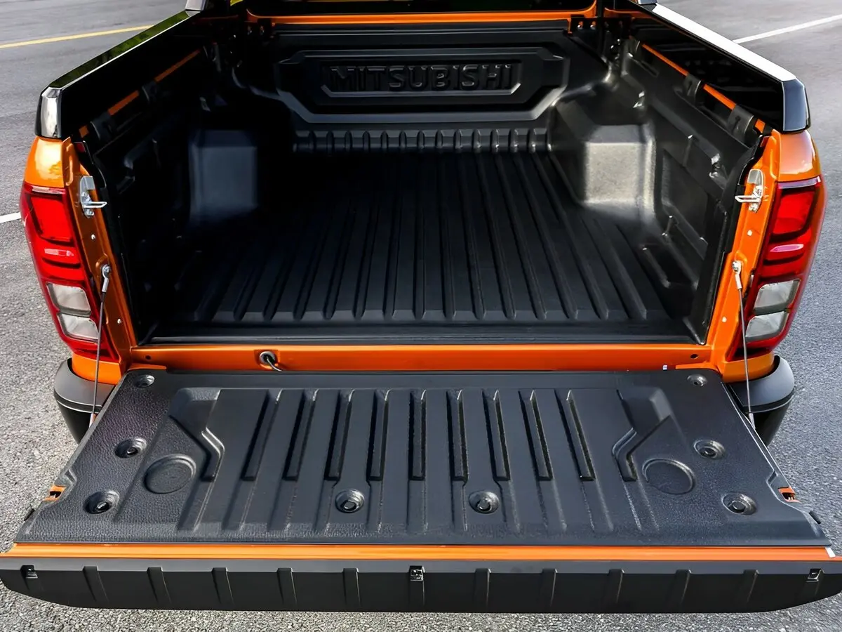 Mitsubishi Triton VI Пикап Одинарная кабина — сүрөт 4