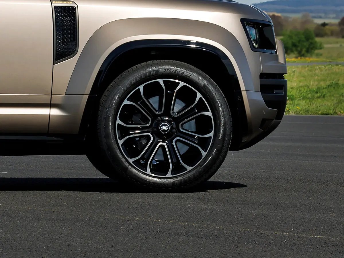 Land Rover Defender II Внедорожник 5 дв. Octa — photo 10
