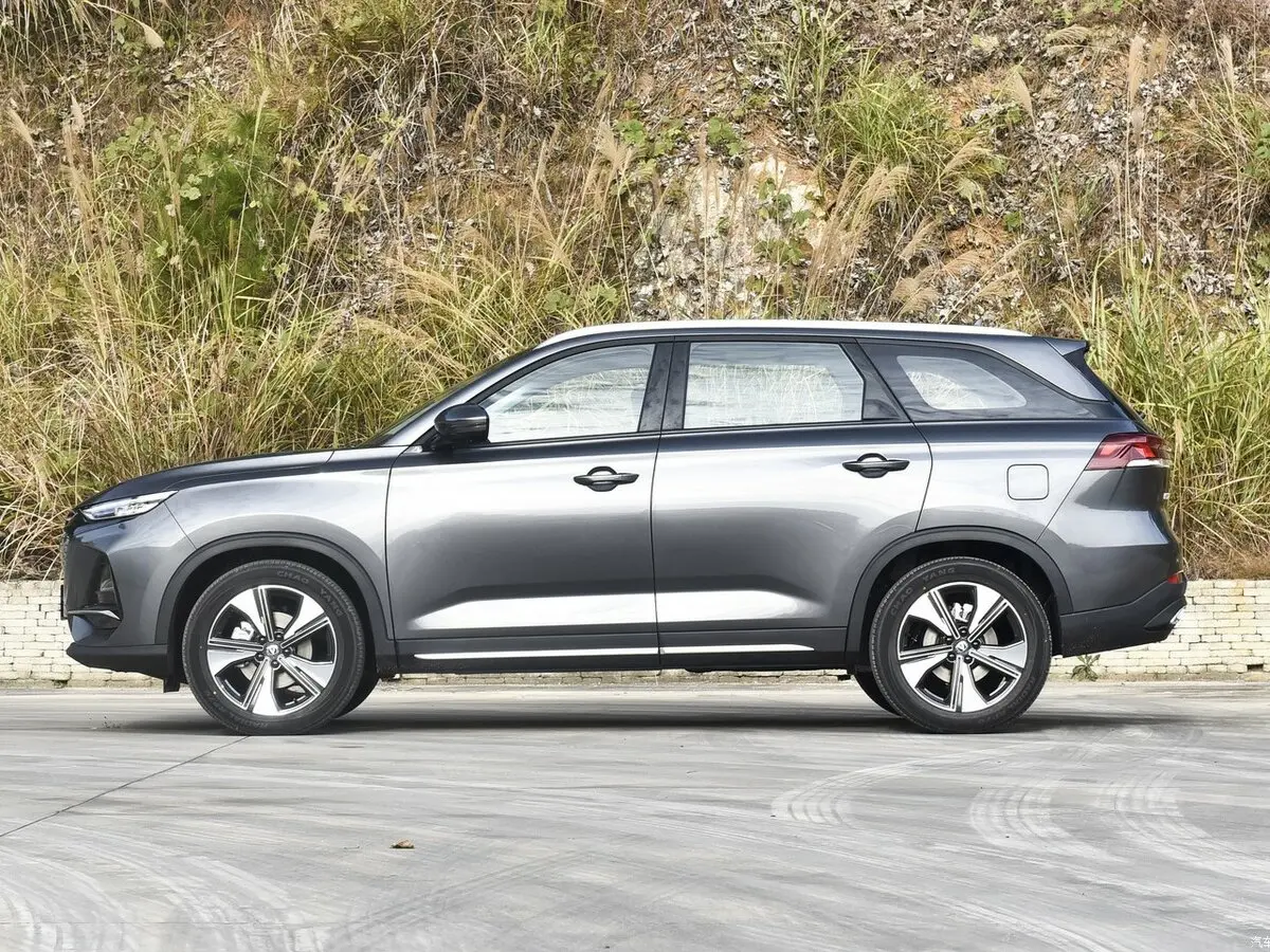 Changan X7 Plus 2024 – н.в. Внедорожник 5 дв. — сүрөт 2