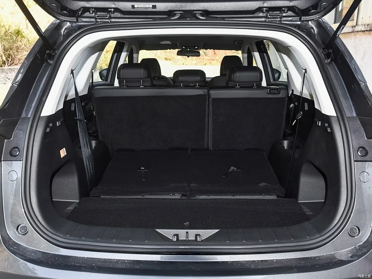 Changan X7 Plus 2024 – н.в. Внедорожник 5 дв. — сүрөт 15