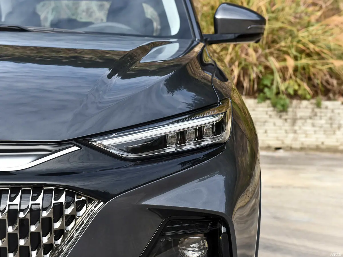 Changan X7 Plus 2024 – н.в. Внедорожник 5 дв. — сүрөт 17