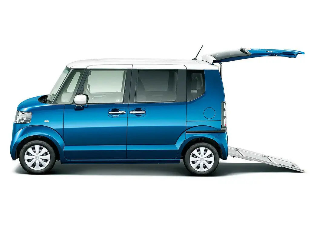 Honda N-BOX+ I Микровэн — 照片 2