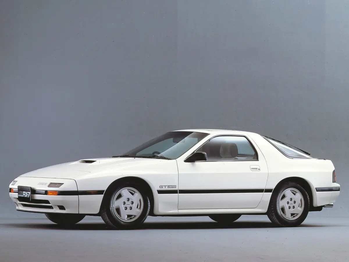 Mazda Savanna RX-7 II (FC) Купе