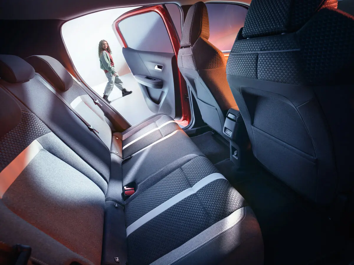 Opel Frontera III Внедорожник 5 дв. — фото 9