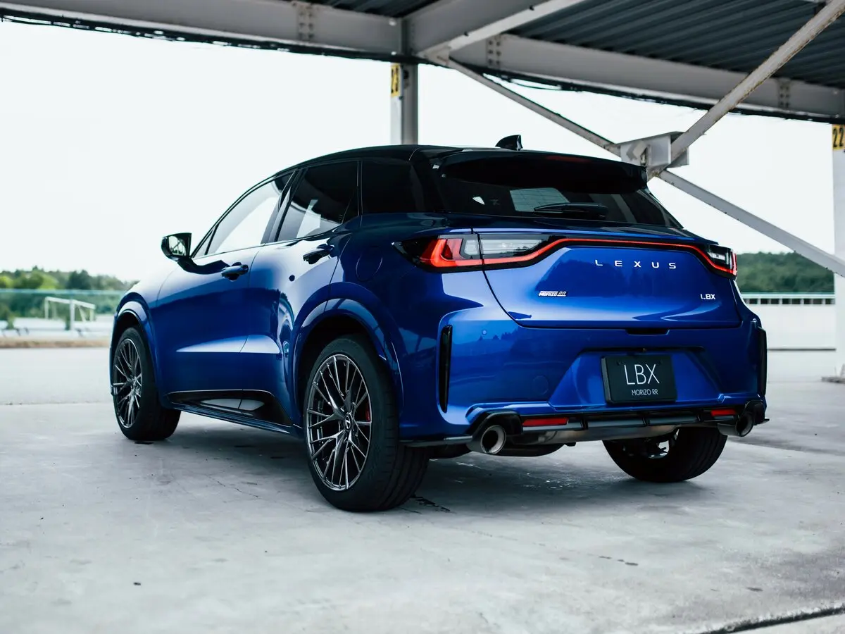 Lexus LBX 2023 – н.в. Внедорожник 5 дв. Morizo RR — сүрөт 3