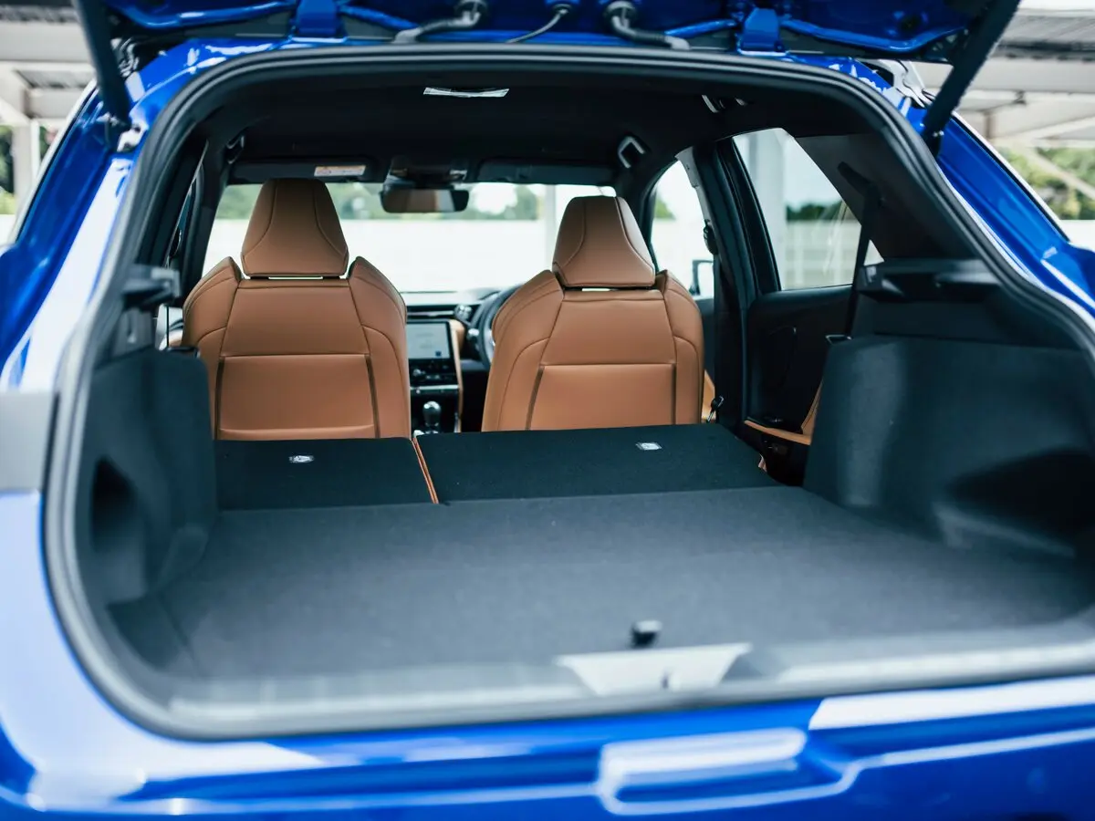 Lexus LBX 2023 – н.в. Внедорожник 5 дв. Morizo RR — сүрөт 9