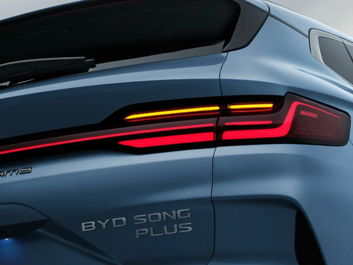 BYD Song Plus I Рестайлинг Внедорожник 5 дв. DM-i — сүрөт 12