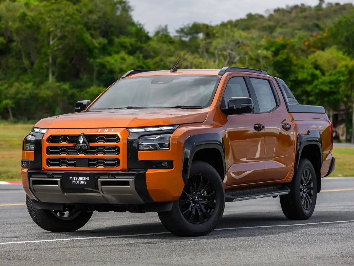 Mitsubishi Triton VI Пикап Двойная кабина Athlete