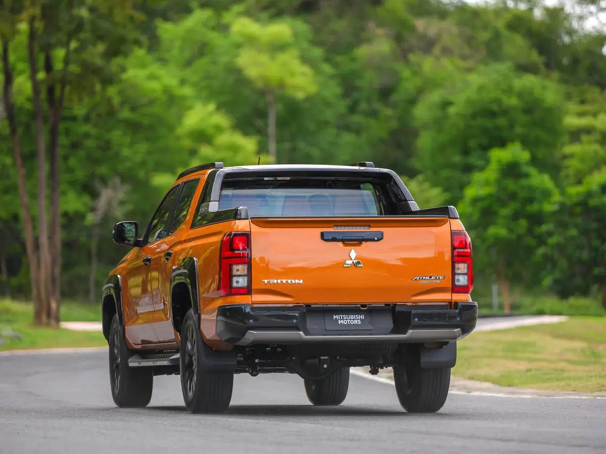 Mitsubishi Triton VI Пикап Двойная кабина Athlete — сүрөт 5