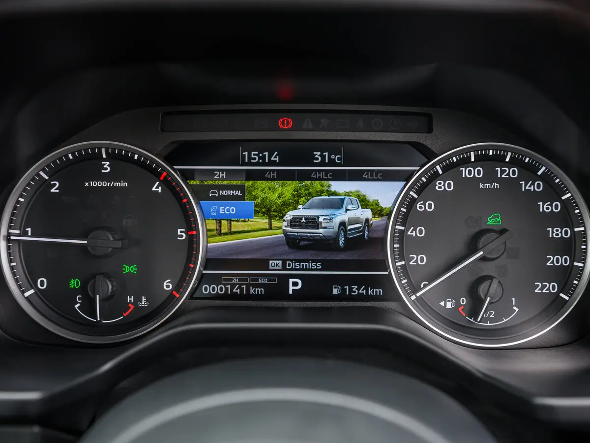 Mitsubishi Triton VI Пикап Двойная кабина Athlete — сүрөт 9