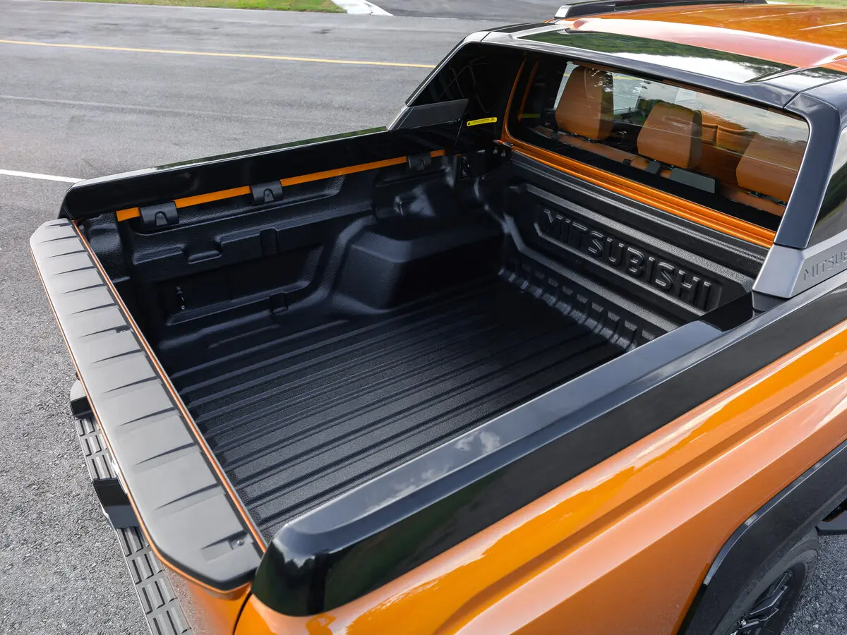 Mitsubishi Triton VI Пикап Двойная кабина Athlete — сүрөт 14