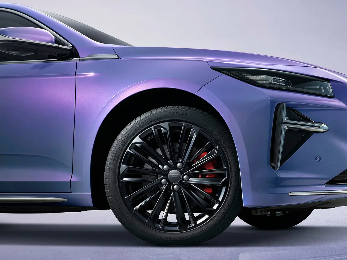 Geely Preface I Седан — photo 16