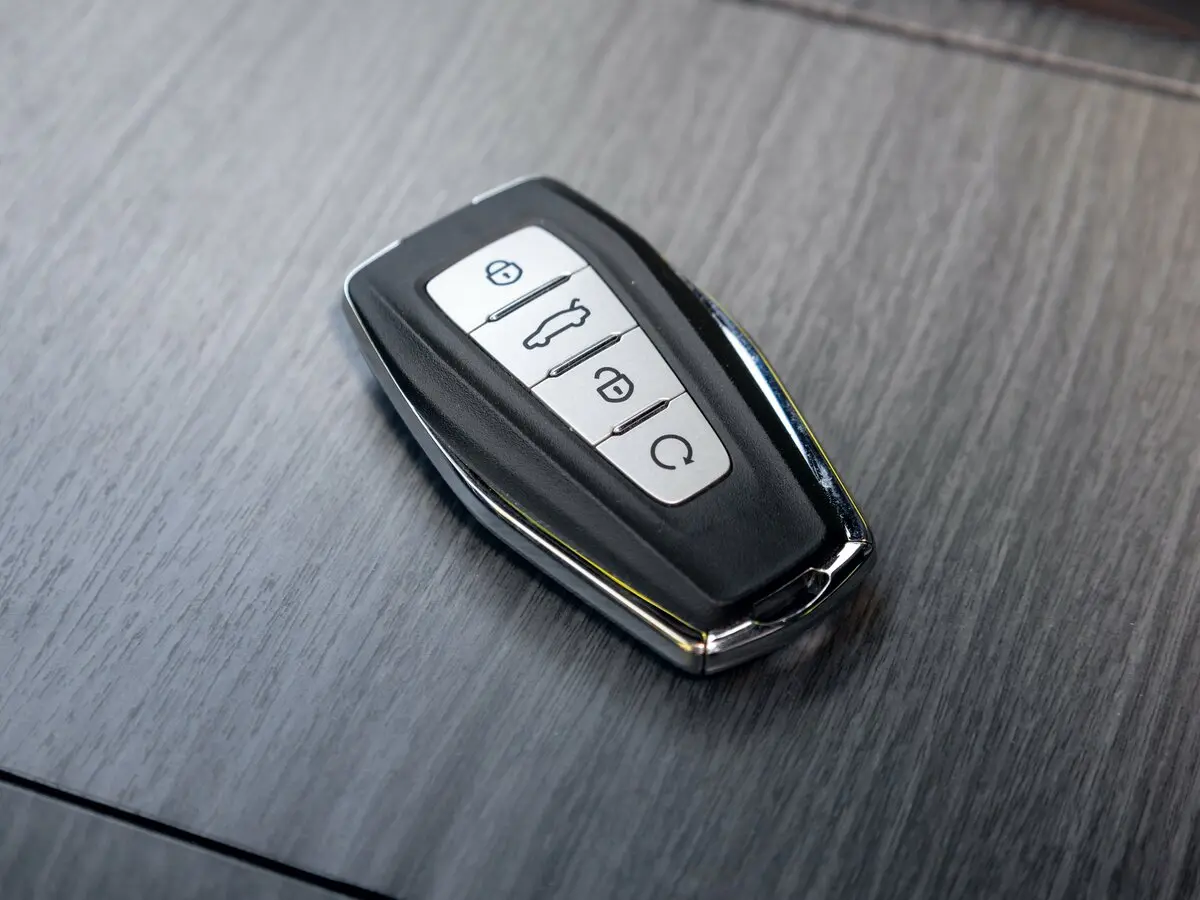 Geely Preface I Седан — photo 36