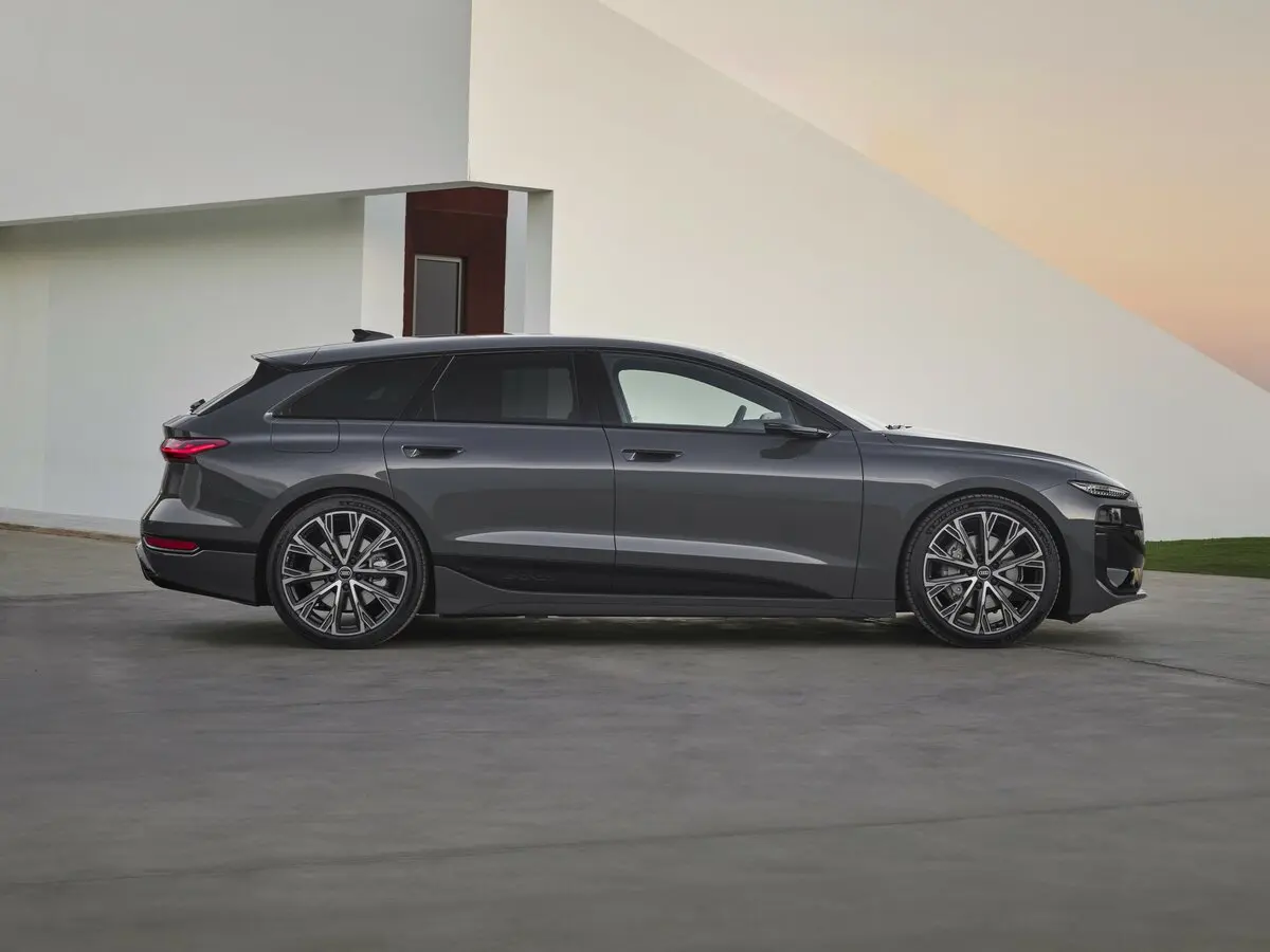 Audi A6 e-tron 2024 – н.в. Универсал 5 дв. — 照片 2