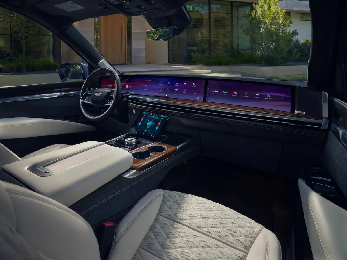 Cadillac Escalade V Рестайлинг Внедорожник 5 дв. — photo 7
