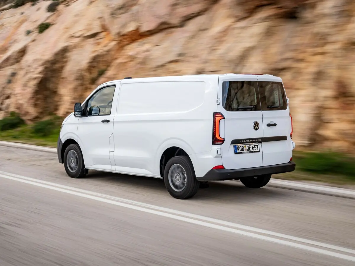 Volkswagen Transporter T7 Фургон — сүрөт 5