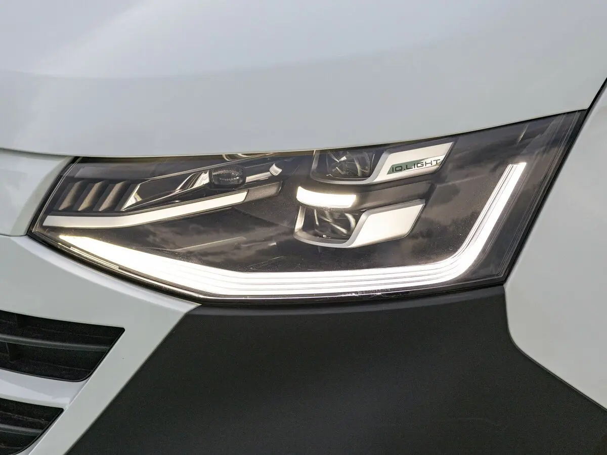 Volkswagen Transporter T7 Фургон — сүрөт 9