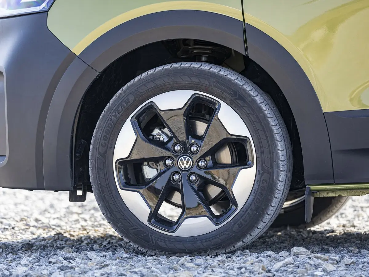 Volkswagen Transporter T7 Фургон Long — сүрөт 13
