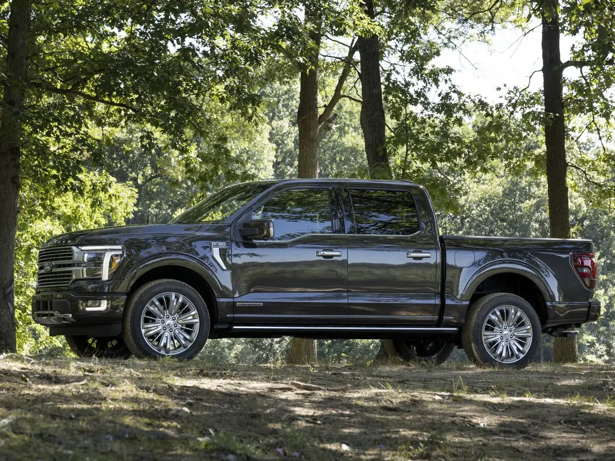 Ford F-150 XIV Рестайлинг Пикап Двойная кабина SuperCrew — фото 3